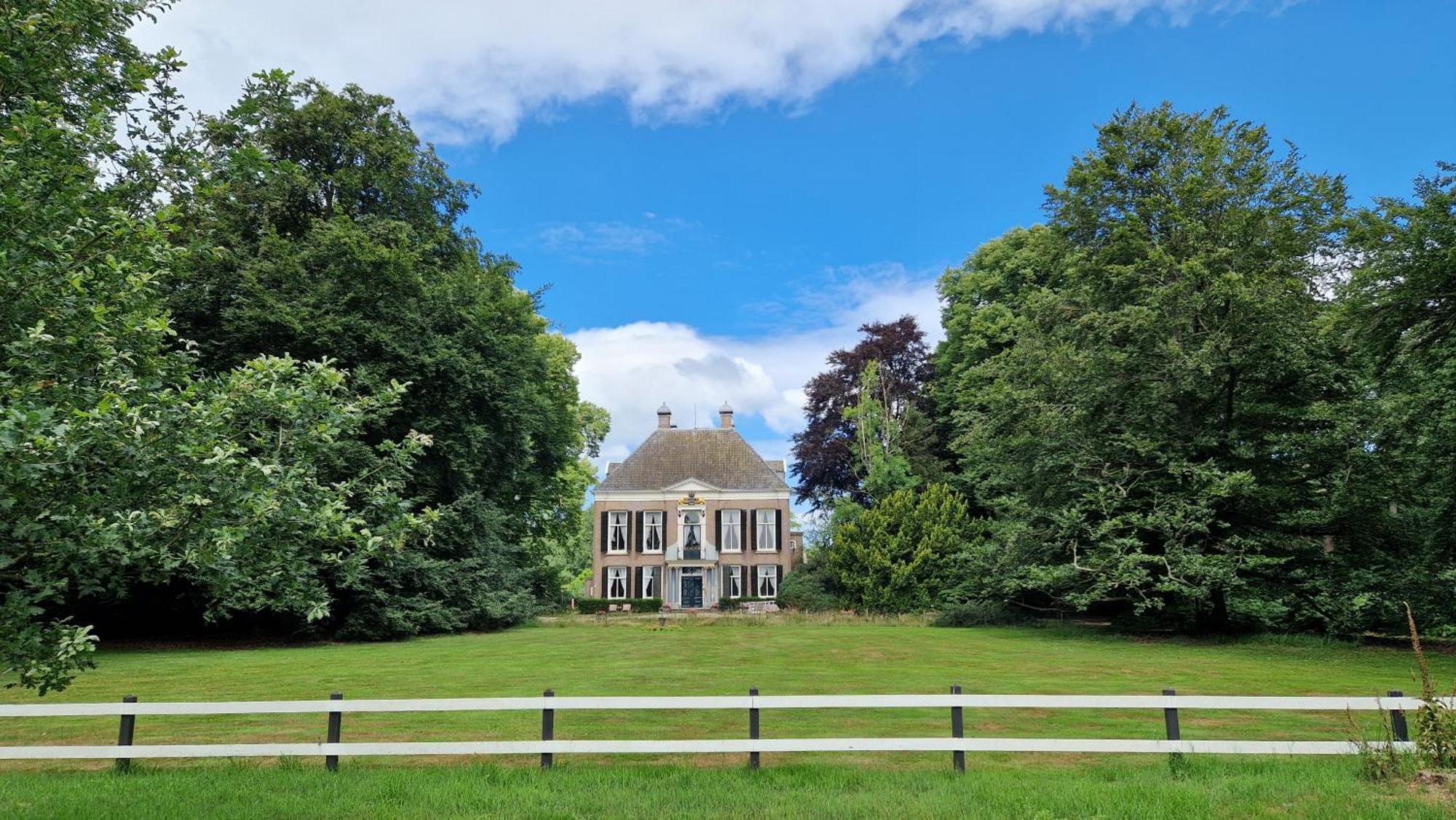 B&B De Scherpenhof Leur Exteriör bild